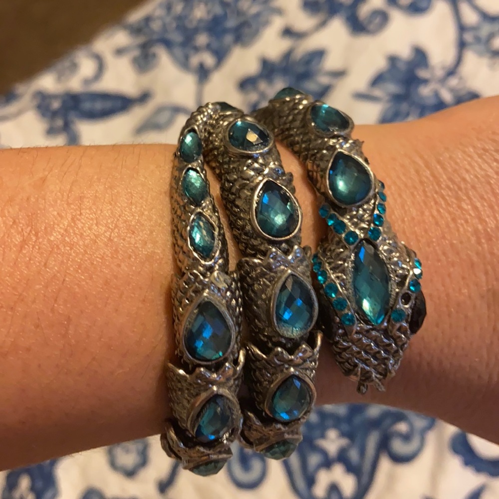 Snake bracelet